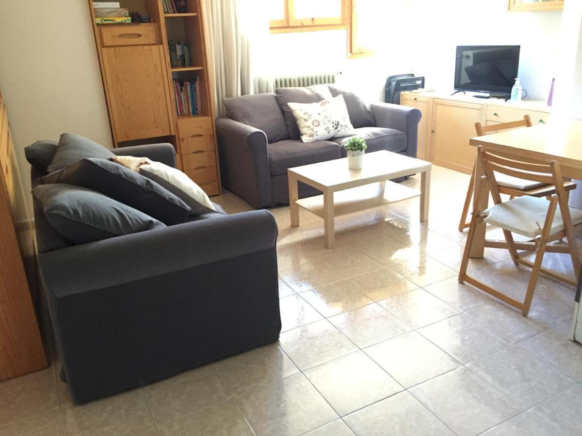 Atico En Biescas Con Piscina, Tenis Y Barbacoa Ngoại thất bức ảnh